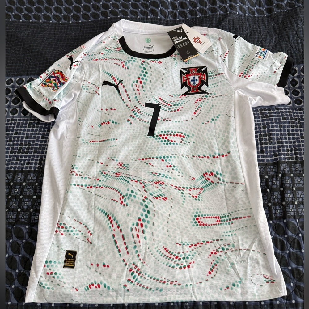 Cr7 cristiano ronaldo brand new puma soccer jersey portugal short sleeve